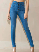 Load image into Gallery viewer, Zero Skinny Jeans
